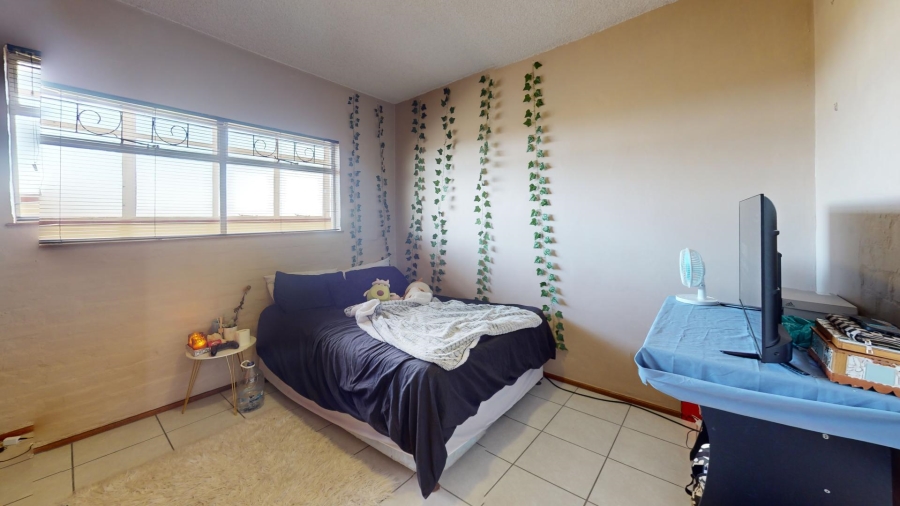 2 Bedroom Property for Sale in Humewood Eastern Cape
